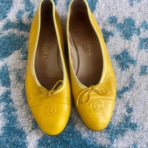 Chanel ballerina flats yellow leather 39.5